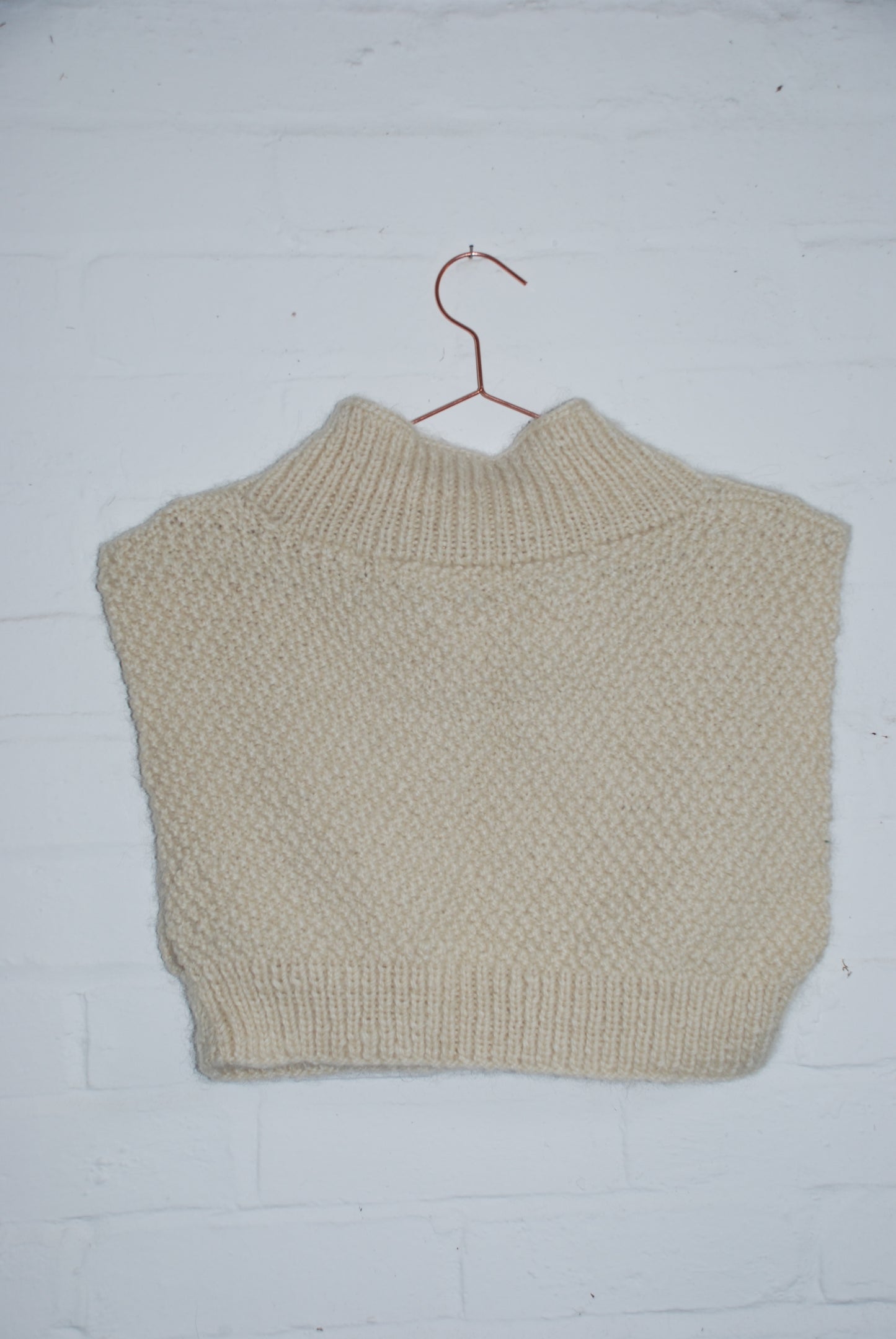 BB Cream Cropped Cotswold Sweater Vest