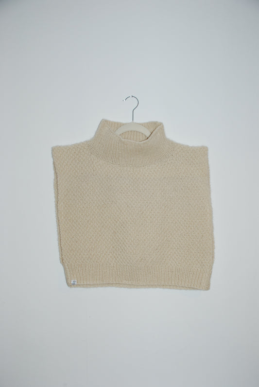 BB Chunky Cream Cotswold Sweater Vest