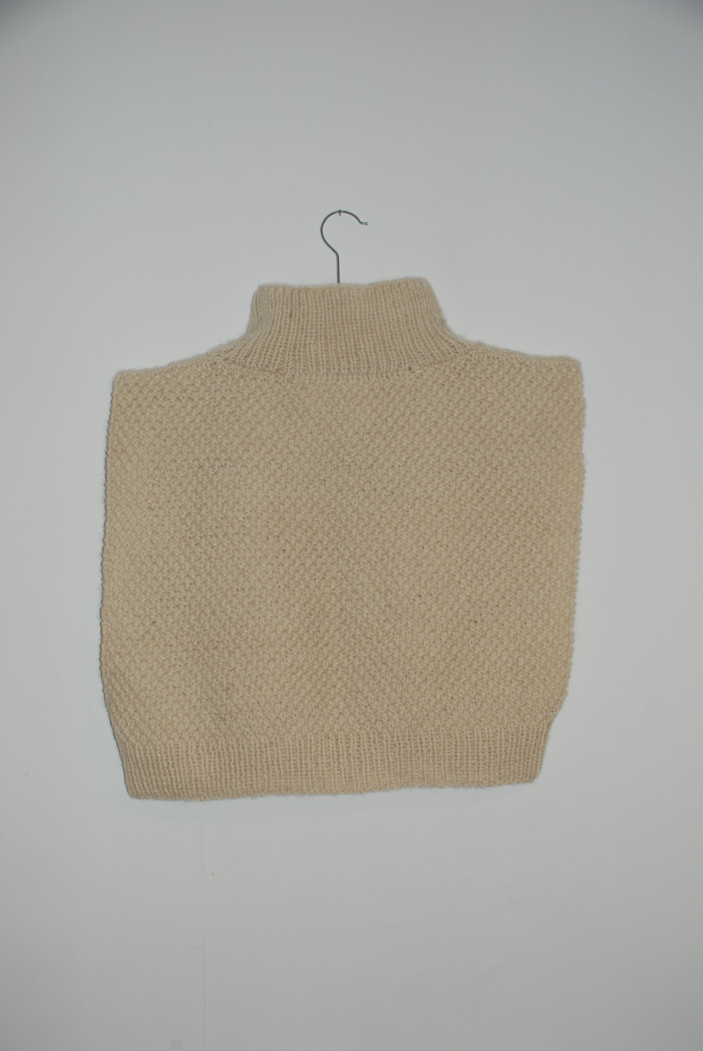 BB Chunky Cream Cotswold Sweater Vest