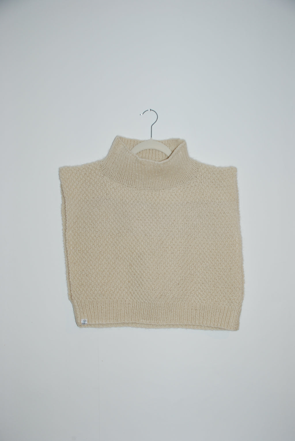 BB Chunky Cream Cotswold Sweater Vest