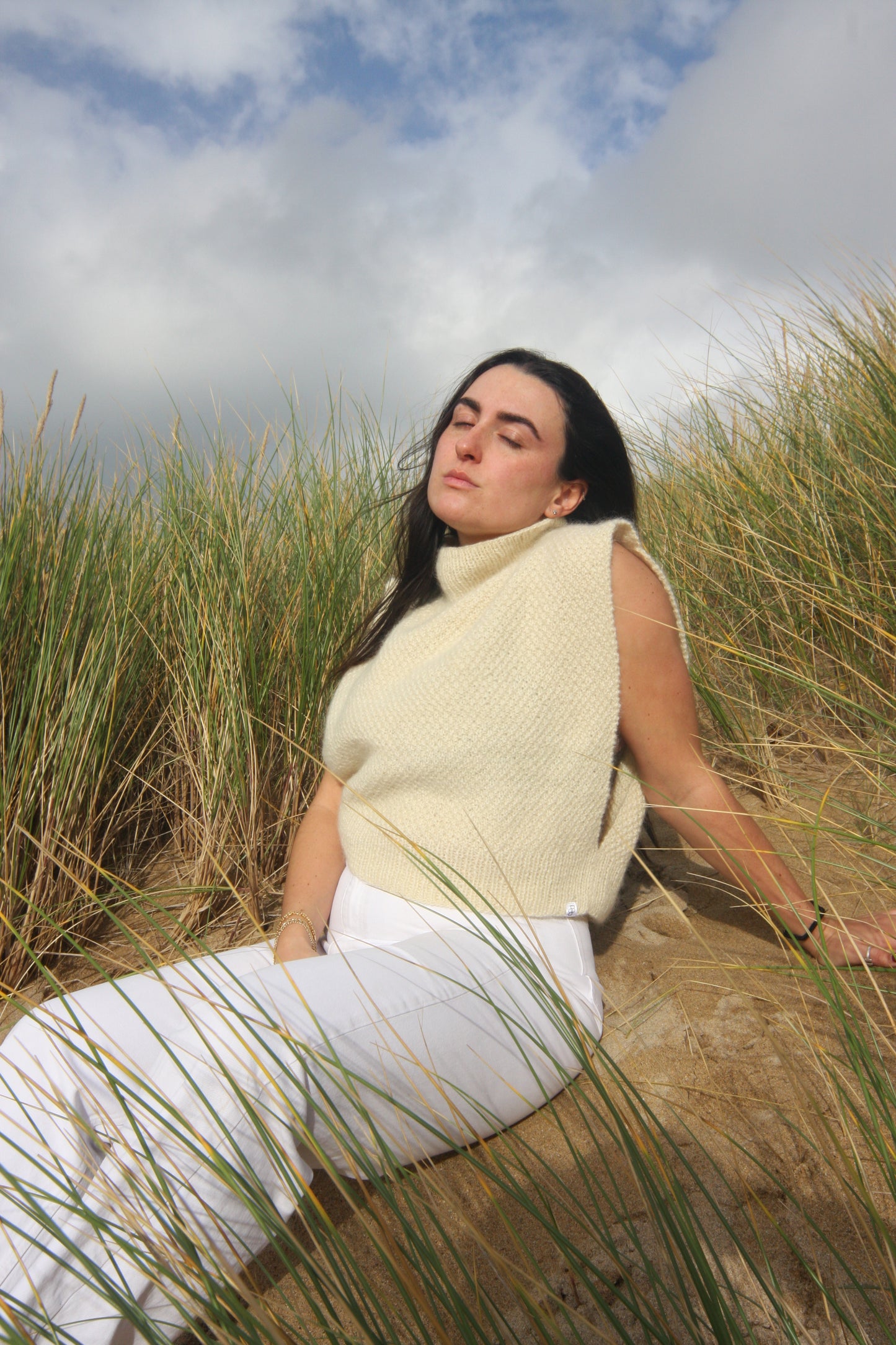 BB Thin Cream Cotswold Sweater Vest