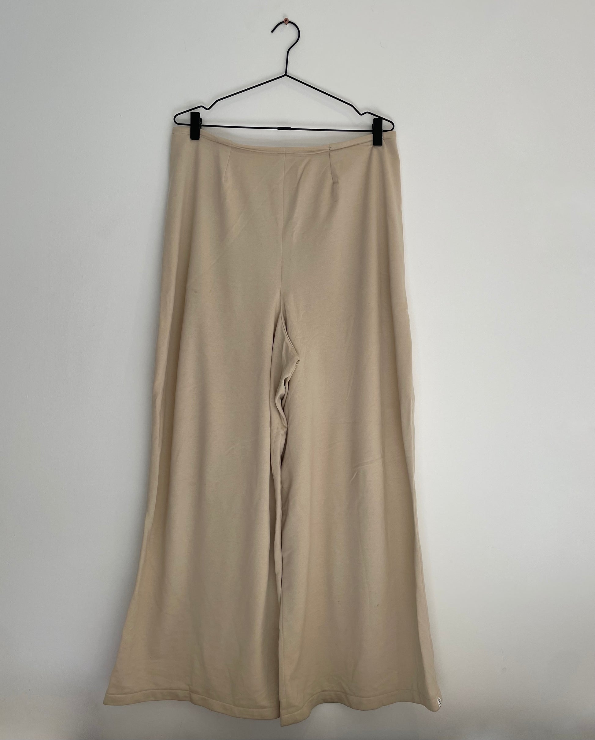 Lounging Wide Leg Trousers Flat Front | Beatrice Bayliss
