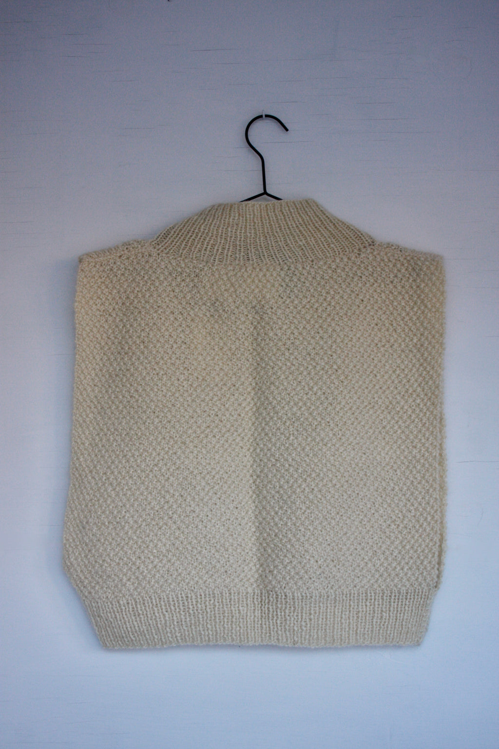 BB DK Cream Cotswold Sweater Vest