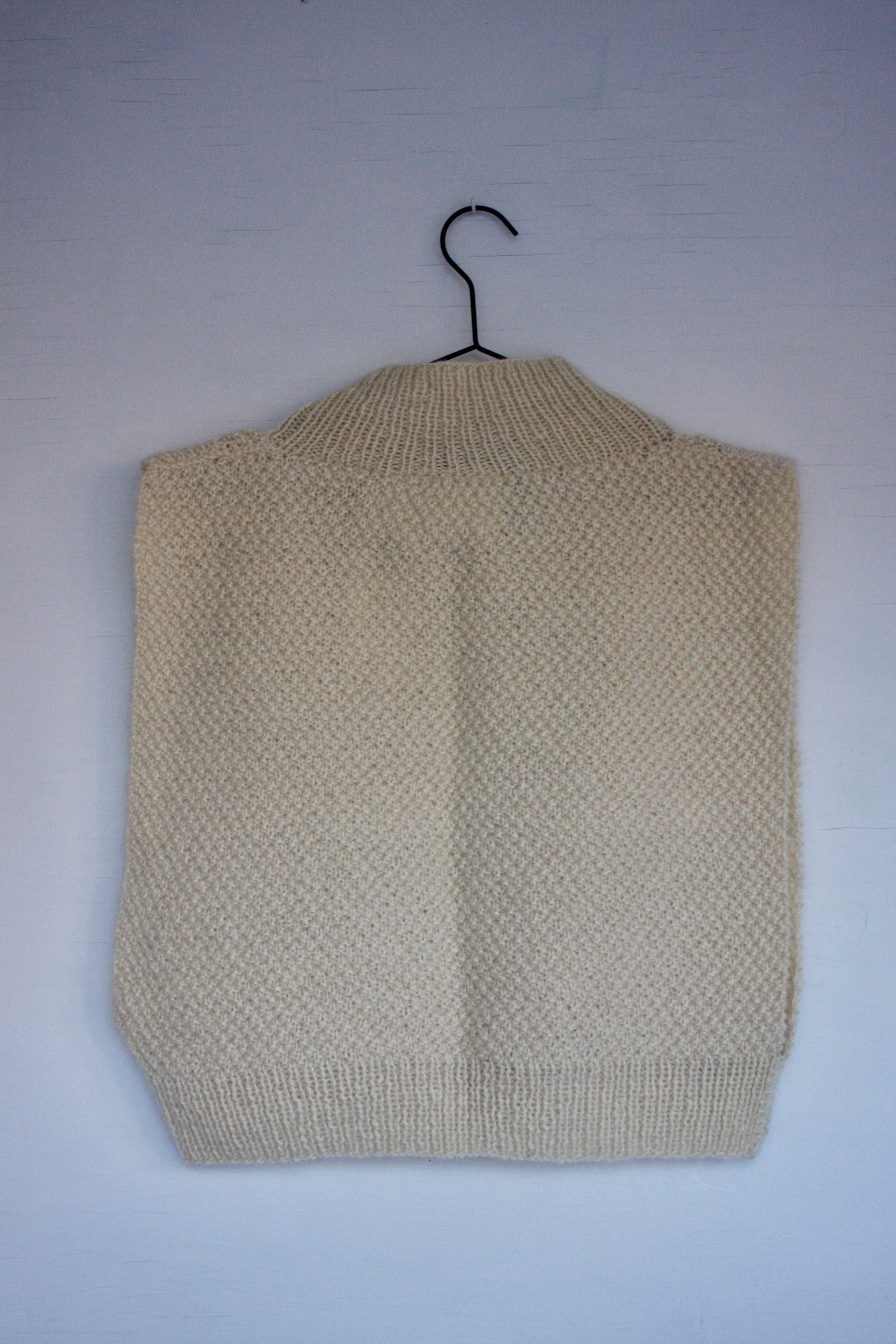 BB DK Cream Cotswold Sweater Vest