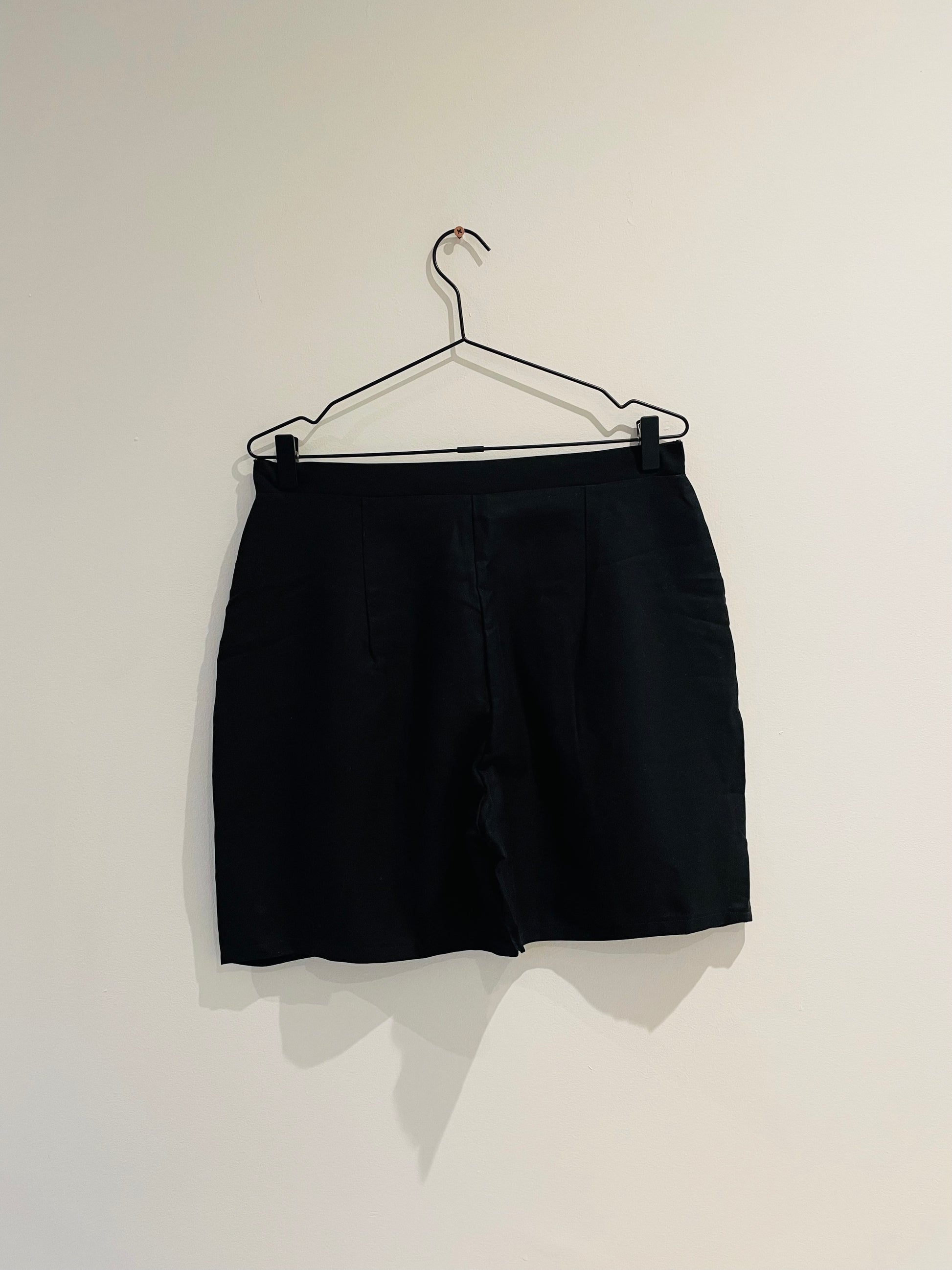 Navy Shorts Flat Back | Beatrice Bayliss